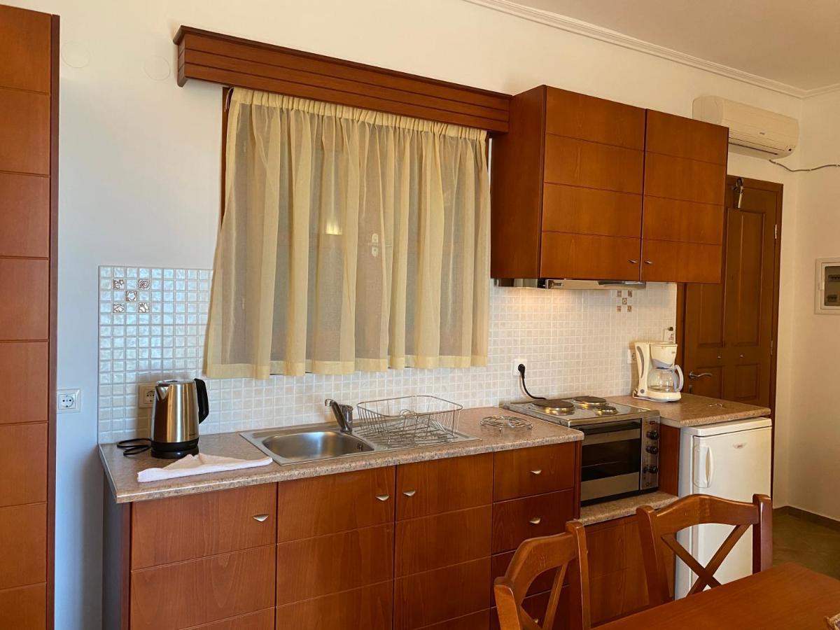 Thalina Hotel Marathókambosz Kültér fotó