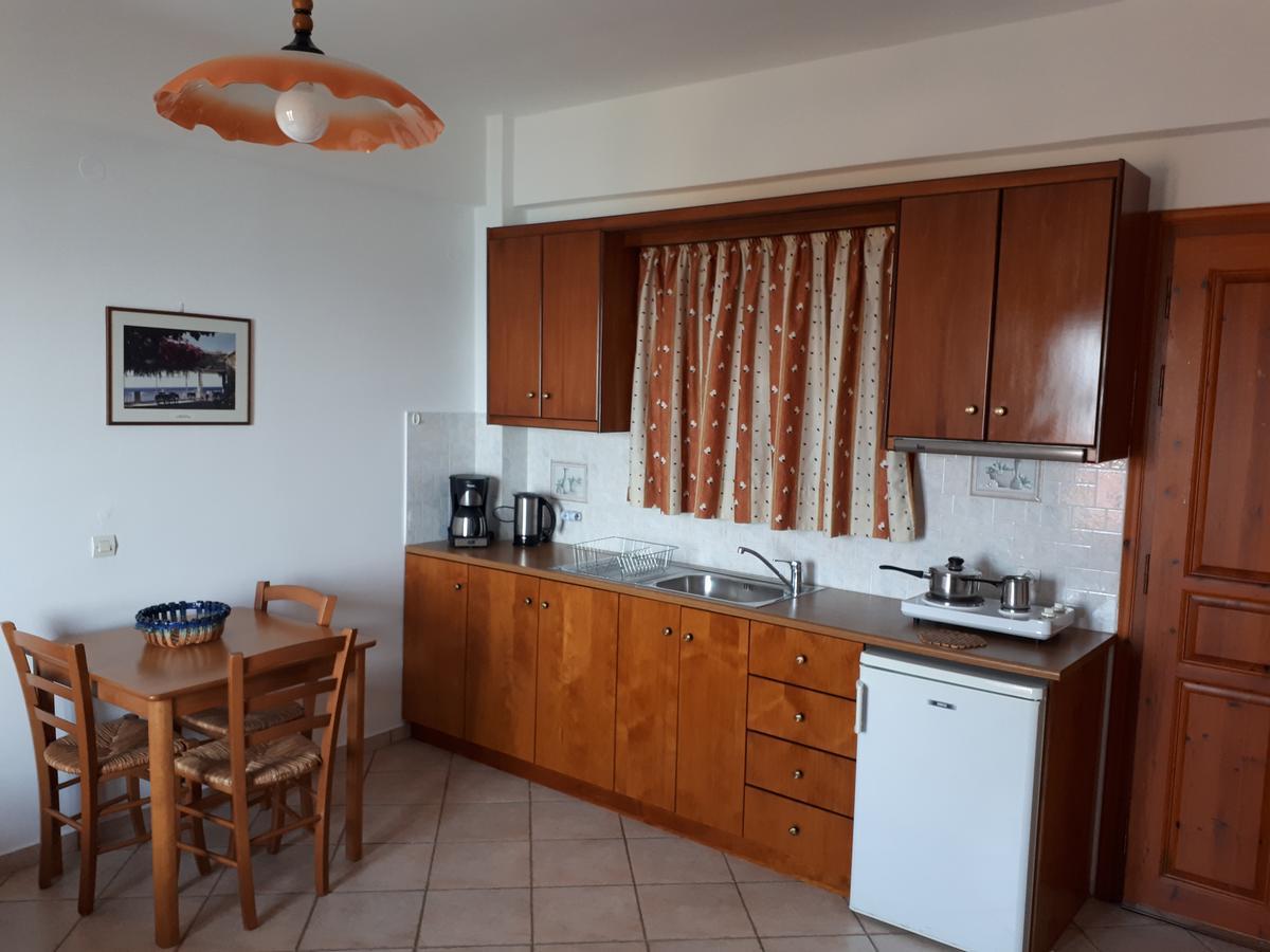 Thalina Hotel Marathókambosz Kültér fotó